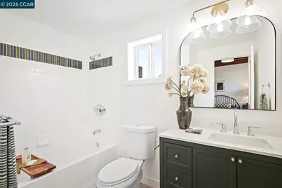 2703 Mathews St, Berkeley, CA 94702 - Photo 25