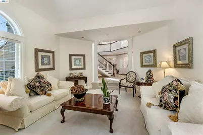 8016 Golden Eagle Way, Pleasanton, CA 94588 - Photo 9