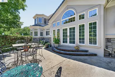 8016 Golden Eagle Way, Pleasanton, CA 94588 - Photo 61