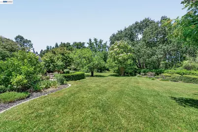 8016 Golden Eagle Way, Pleasanton, CA 94588 - Photo 63