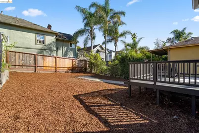 2630 Highland Ave, Oakland, CA 94606 - Photo 37