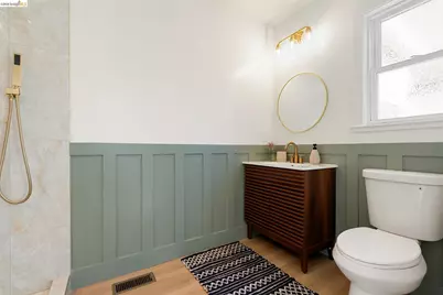 2630 Highland Ave, Oakland, CA 94606 - Photo 23