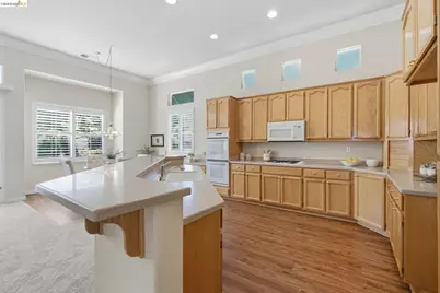 350 Gladstone Dr, Brentwood, CA 94513 - Photo 19