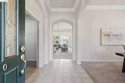 350 Gladstone Dr, Brentwood, CA 94513 - Photo 5