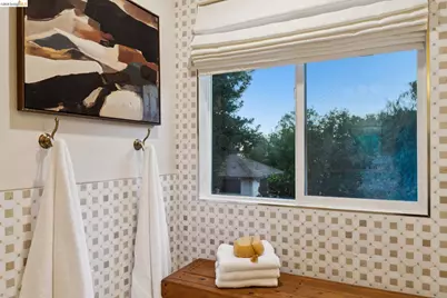 489 Gray Ct, Benicia, CA 94510 - Photo 77