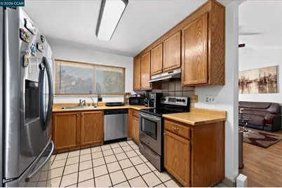 509 Hacienda Ln, Suisun City, CA 94585 - Photo 9