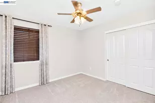 877 Curlew Rd, Livermore, CA 94551 - Photo 19