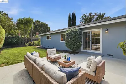 1192 Forest Creek Dr, San Jose, CA 95129 - Photo 23