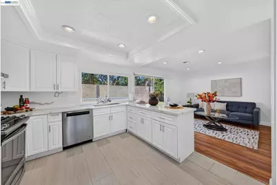 32245 Chechester Dr, Union City, CA 94587 - Photo 5