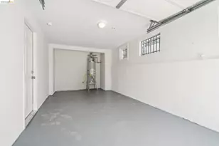 2229 21st Ave, Oakland, CA 94606 - Photo 27