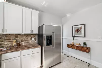 2229 21st Ave, Oakland, CA 94606 - Photo 17