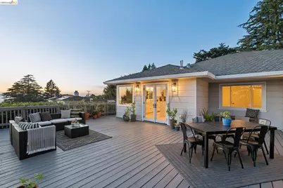 2659 Carisbrook Dr, Oakland, CA 94611 - Photo 71