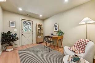 2659 Carisbrook Dr, Oakland, CA 94611 - Photo 57