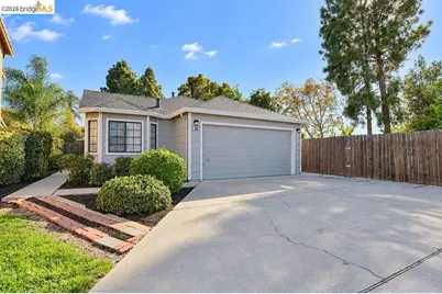 1953 Hamburg St, Oakley, CA 94561 - Photo 3