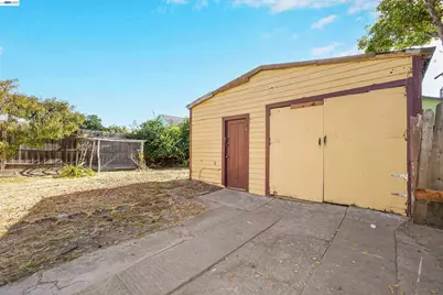1646 51st Ave, Oakland, CA 94601 - Photo 45