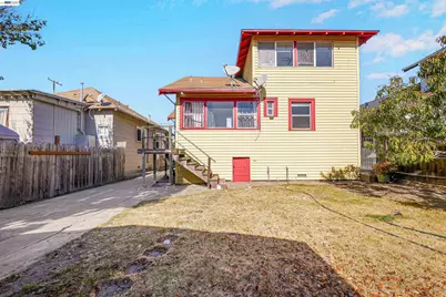 1646 51st Ave, Oakland, CA 94601 - Photo 39
