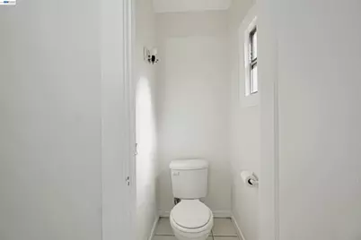 1646 51st Ave, Oakland, CA 94601 - Photo 25