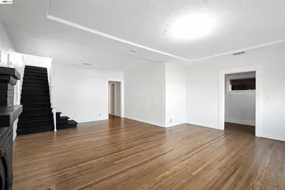 1646 51st Ave, Oakland, CA 94601 - Photo 9