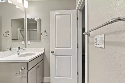 24217 2nd St, Hayward, CA 94541 - Photo 27