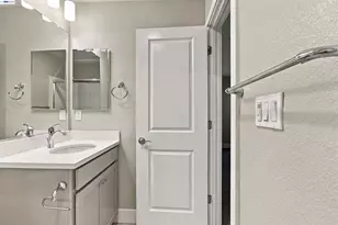 24217 2nd St, Hayward, CA 94541 - Photo 27