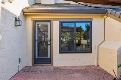 7673 Helmsdale Dr, San Jose, CA 95135 - Photo 71