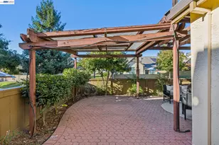 7673 Helmsdale Dr, San Jose, CA 95135 - Photo 63