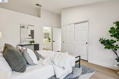 7673 Helmsdale Dr, San Jose, CA 95135 - Photo 53