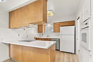 39628 Banyan Tree Rd, Fremont, CA 94538 - Photo 13