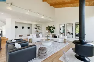 240 Tappan Ln, Orinda, CA 94563 - Photo 11