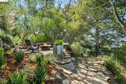 25 Ascot Court, Oakland, CA 94611 - Photo 55