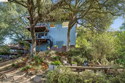 25 Ascot Court, Oakland, CA 94611 - Photo 57