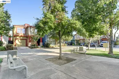223 Washington Pl, West Sacramento, CA 95605 - Photo 35