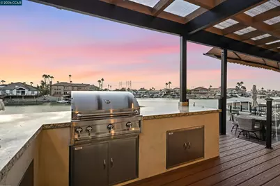 2012 Windward Pt, Discovery Bay, CA 94505 - Photo 11