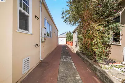 250 Cherrywood Ave, San Leandro, CA 94577 - Photo 41
