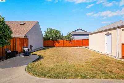 250 Cherrywood Ave, San Leandro, CA 94577 - Photo 47