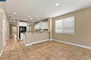 371 Perazul Cir, Sacramento, CA 95835 - Photo 11