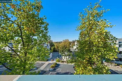 1430 Bel Air Dr #307, Concord, CA 94521 - Photo 23