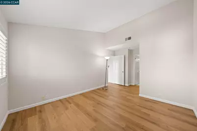 1430 Bel Air Dr #307, Concord, CA 94521 - Photo 15