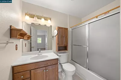 1430 Bel Air Dr #307, Concord, CA 94521 - Photo 17