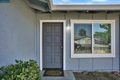156 Trident Dr, Pittsburg, CA 94565 - Photo 5