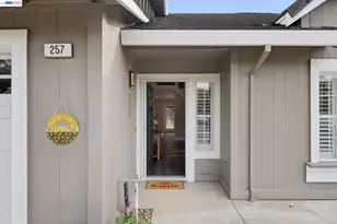 257 Summertree Dr, Livermore, CA 94551 - Photo 9