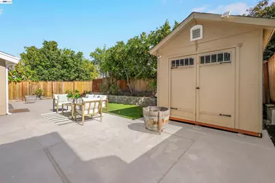 24346 Chandler Rd, Hayward, CA 94545 - Photo 55