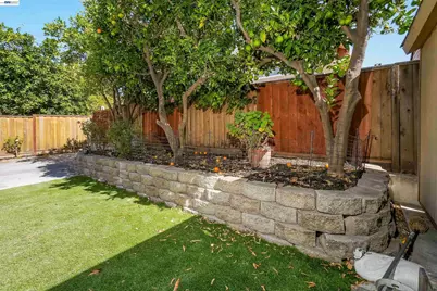 24346 Chandler Rd, Hayward, CA 94545 - Photo 59