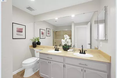 24346 Chandler Rd, Hayward, CA 94545 - Photo 49