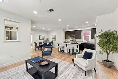 1565 McCandless Dr, Milpitas, CA 95035 - Photo 5