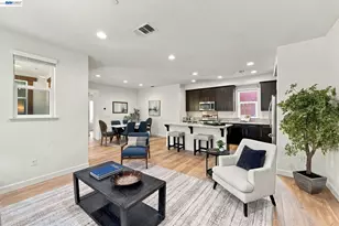 1565 McCandless Dr, Milpitas, CA 95035 - Photo 5