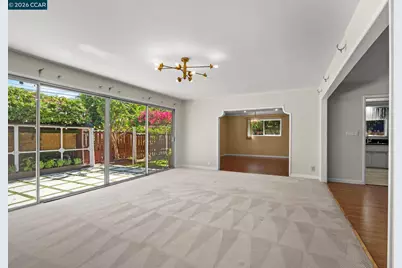 6422 Lubao Ave, Woodland Hills (los Angeles), CA 91367 - Photo 5