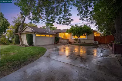 6422 Lubao Ave, Woodland Hills (los Angeles), CA 91367 - Photo 1