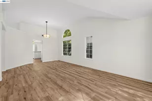 2921 Meadow Hawk Way, Antelope, CA 95843 - Photo 3