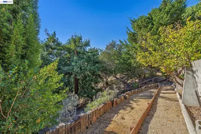 5624 Greenridge Rd, Castro Valley, CA 94552 - Photo 87